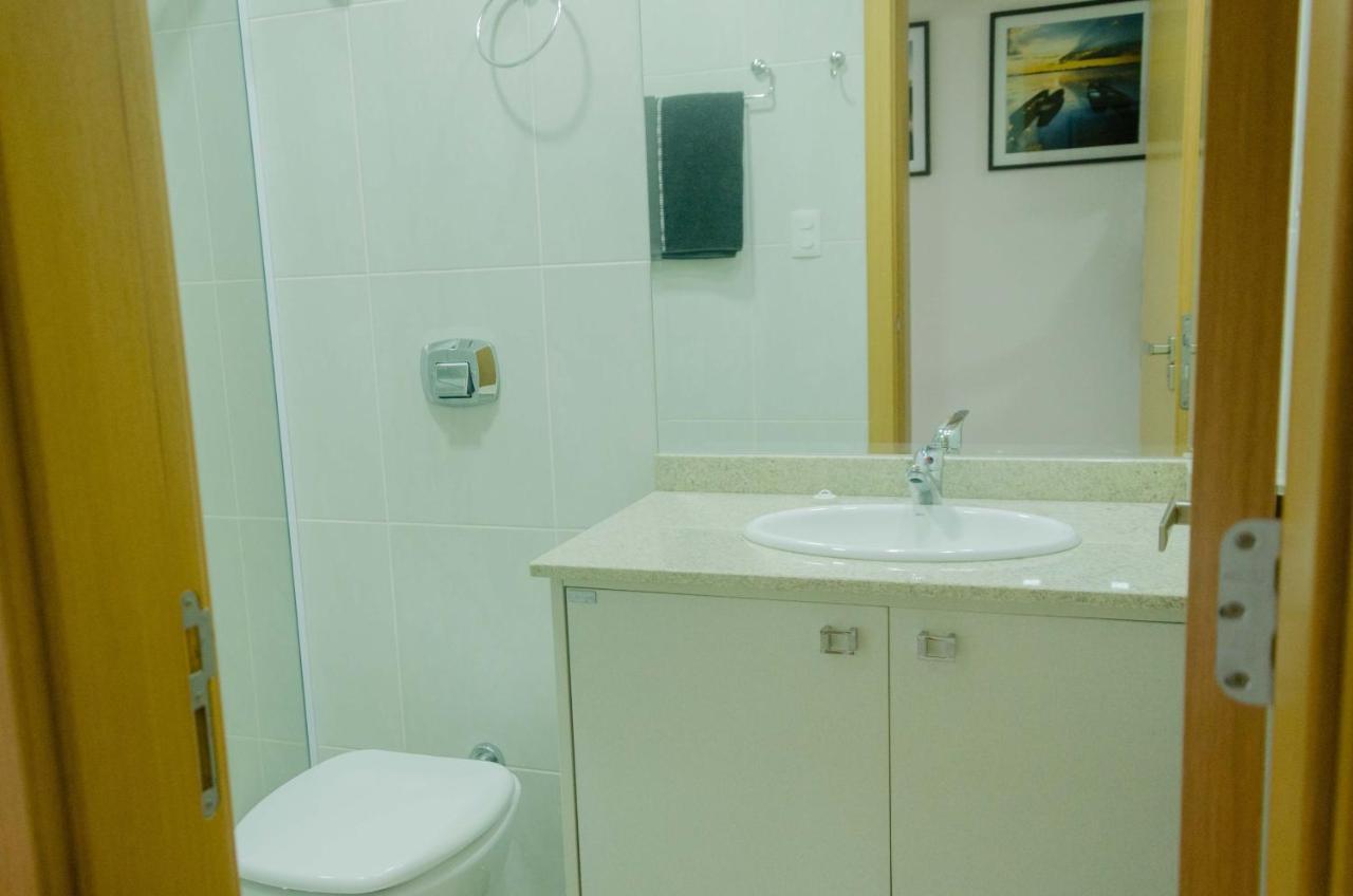 No Centro De Cascavel, Atras Do Ibis, Confortavel E Bom Gosto Cascavel  Ngoại thất bức ảnh